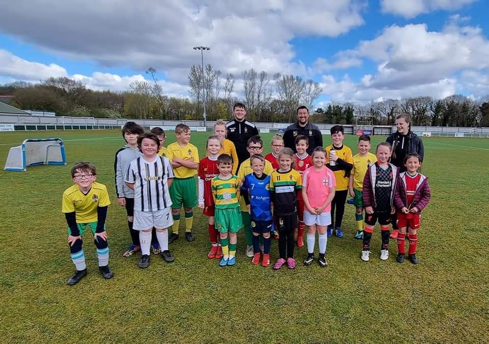 JuniorLinnets's tweet photo. Everybody at our akidamey deserved Trainer of the Week.... So they all got it!! ππ
Well done everybody superb work from everybody!! β½οΈβ½οΈβ½οΈ
#LinnetsJFC #Akidamey #littlelinnets #biglinnets #welldone #proud #grassrootsfootball https://t.co/qwHCiWMZEE