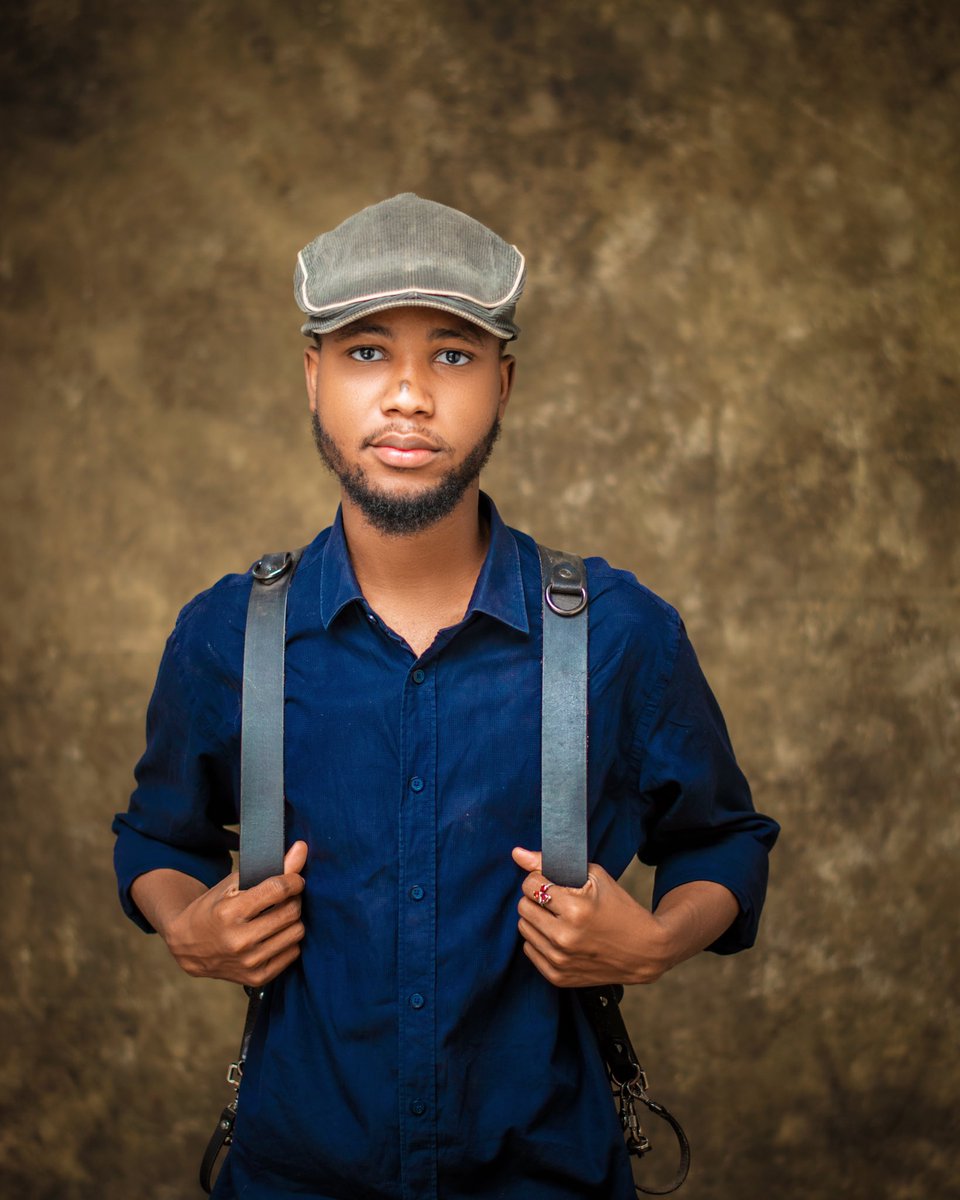 alheristudio's tweet photo. Your fav. Photographer! 

I need 200 retweet to win a
Canon 6D camera. 

Please help me retweet🙏🙏🙏 https://t.co/i2g6dz377K