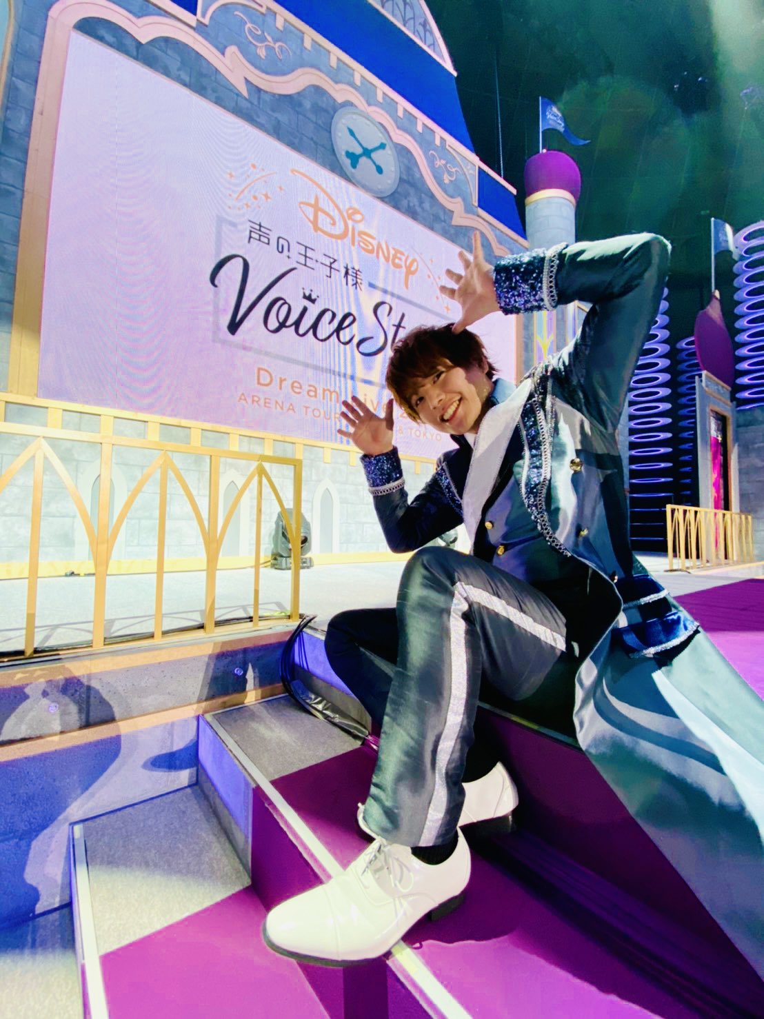 仲村 宗悟 Disney 声の王子様 Voice Stars Dream Live 21 神戸公演 無事終了しました ディズニーに関われるなんてなぁ 嬉しいなぁ 東京公演も一緒に楽しみましょー 出演者さんと撮ってもらった写真はチョクメで 声の王子様 T Co