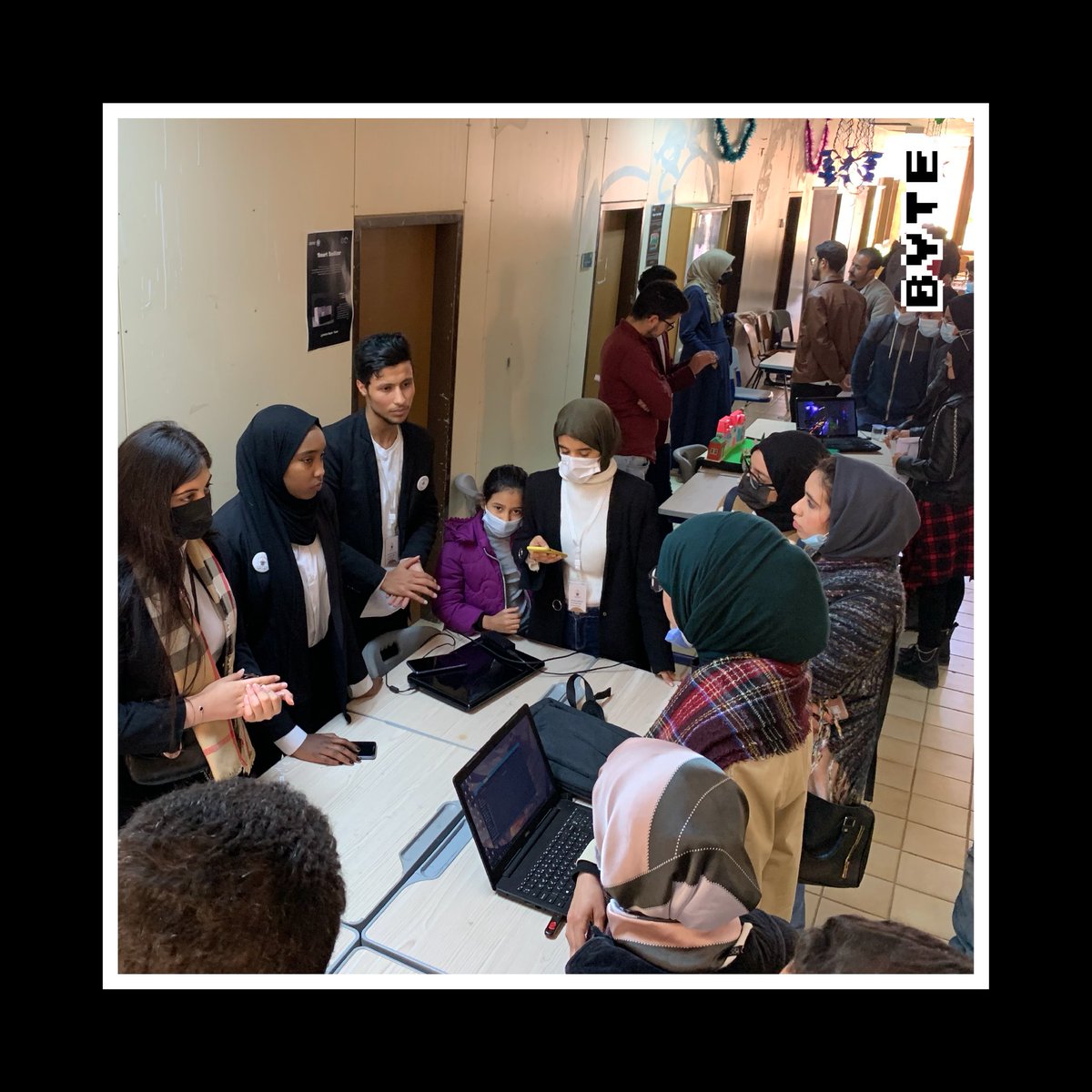 BYTE_NGO's tweet image. صور من حدث اليوم العالمي للأردوينو "Arduino Day 2021" الذي نظمته BYTE Organization بالشراكة مع جامعة بنغازي كلية الهندسة قسم الهندسة الكهربائية والالكترونية.
#ArduinoD21
#ArduinoDay2021