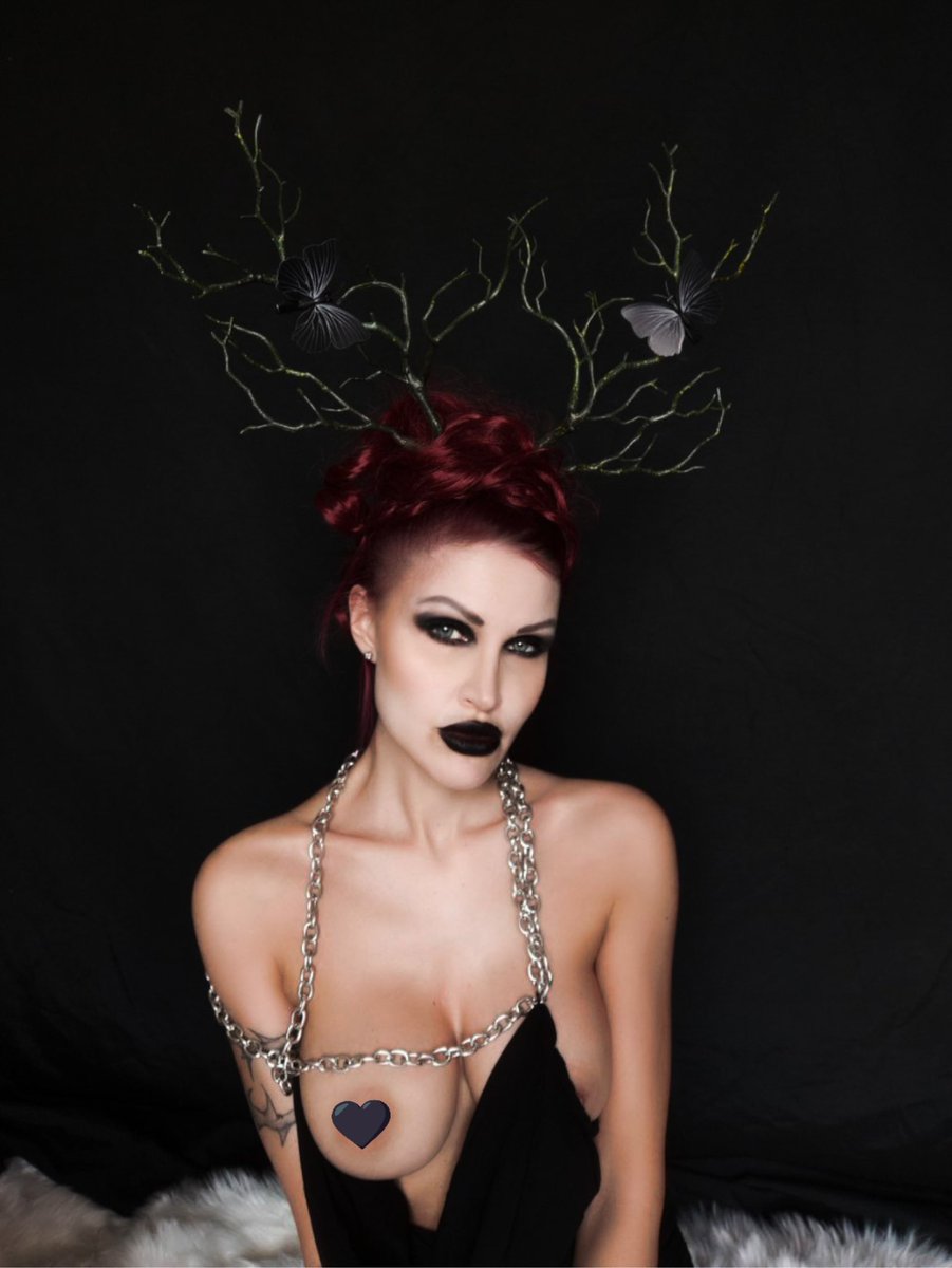 LaDivaDelTubo's tweet photo. New dark nudes.... RT if you like! (Full shooting on my OF) 🔁 https://t.co/E58jzsJGdO