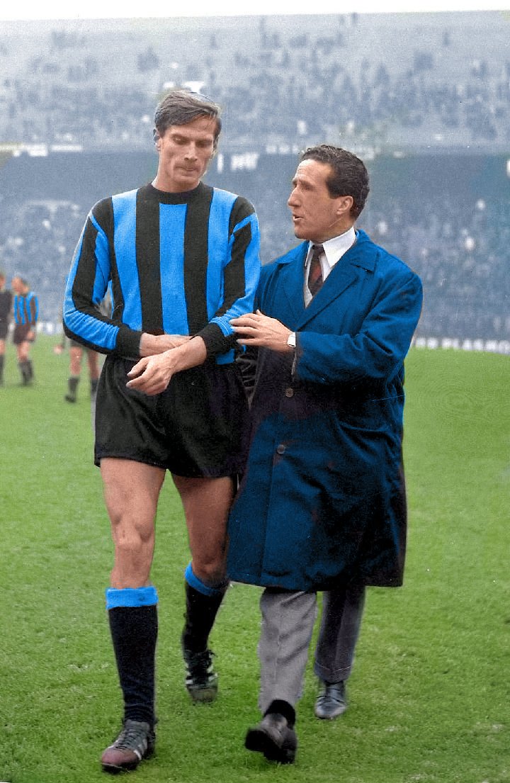 nostalgiafutbo4's tweet image. Giacinto Facchetti y Helenio Herrera. Inter .