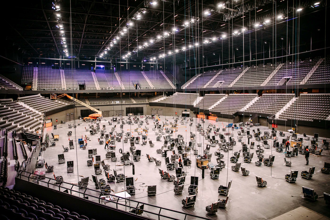 EysK_JpW8AQfsdg?format=jpg&name=large