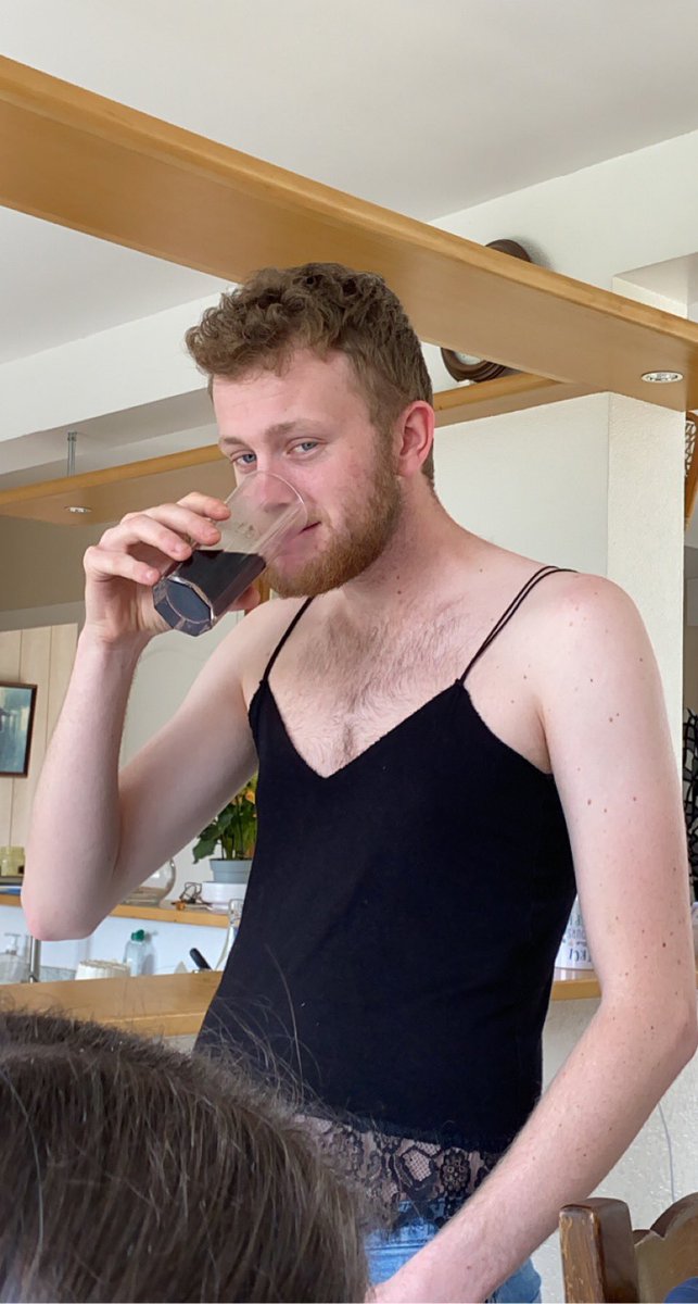 13€ la négociation est possible (pour 1 Ricard ça passe)