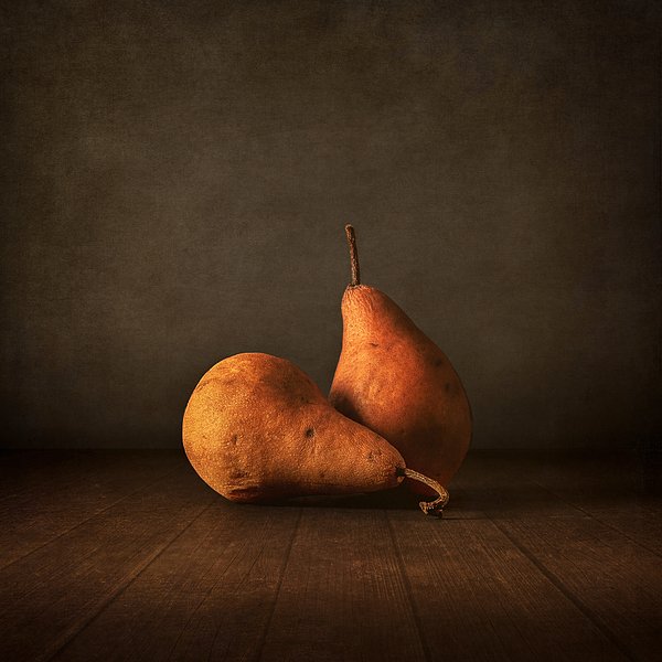 markhogan001's tweet photo. New artwork for sale! - "Pair of Pears" - https://t.co/6F28L75RkG @fineartamerica https://t.co/5nAKoROuCx