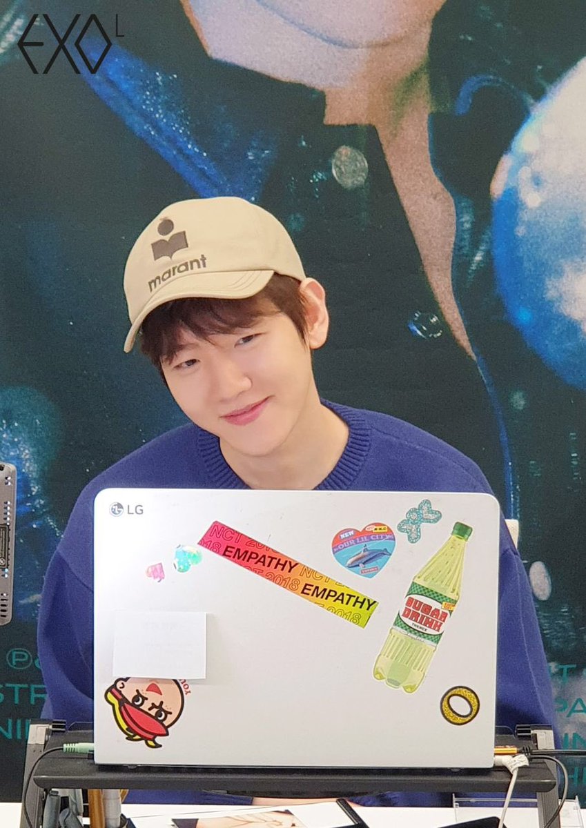 quinsehun's tweet photo. 210411 Lysn Update with #BAEKHYUN https://t.co/HcAVugKaSi