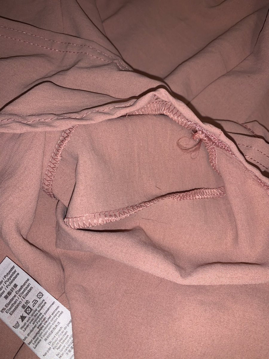 xcelesterenex's tweet photo. Just opened a package from @ASOS and it HAS PUBES EMBEDDED. There’s no other answer to these black hairs that have folicles attached 😭😭😭😭 https://t.co/e7Kpab0Ffz
