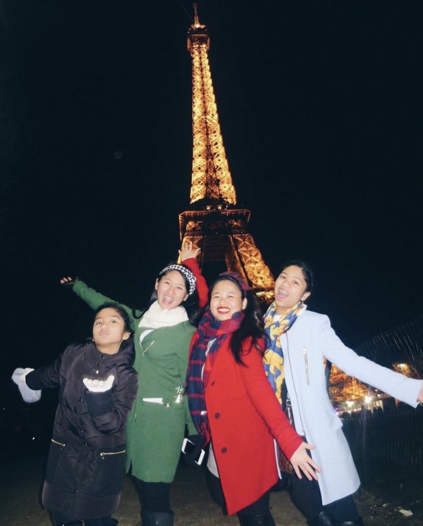 holasenyoritas's tweet photo. happy national siblings day!✨ https://t.co/MSG6MPb87W