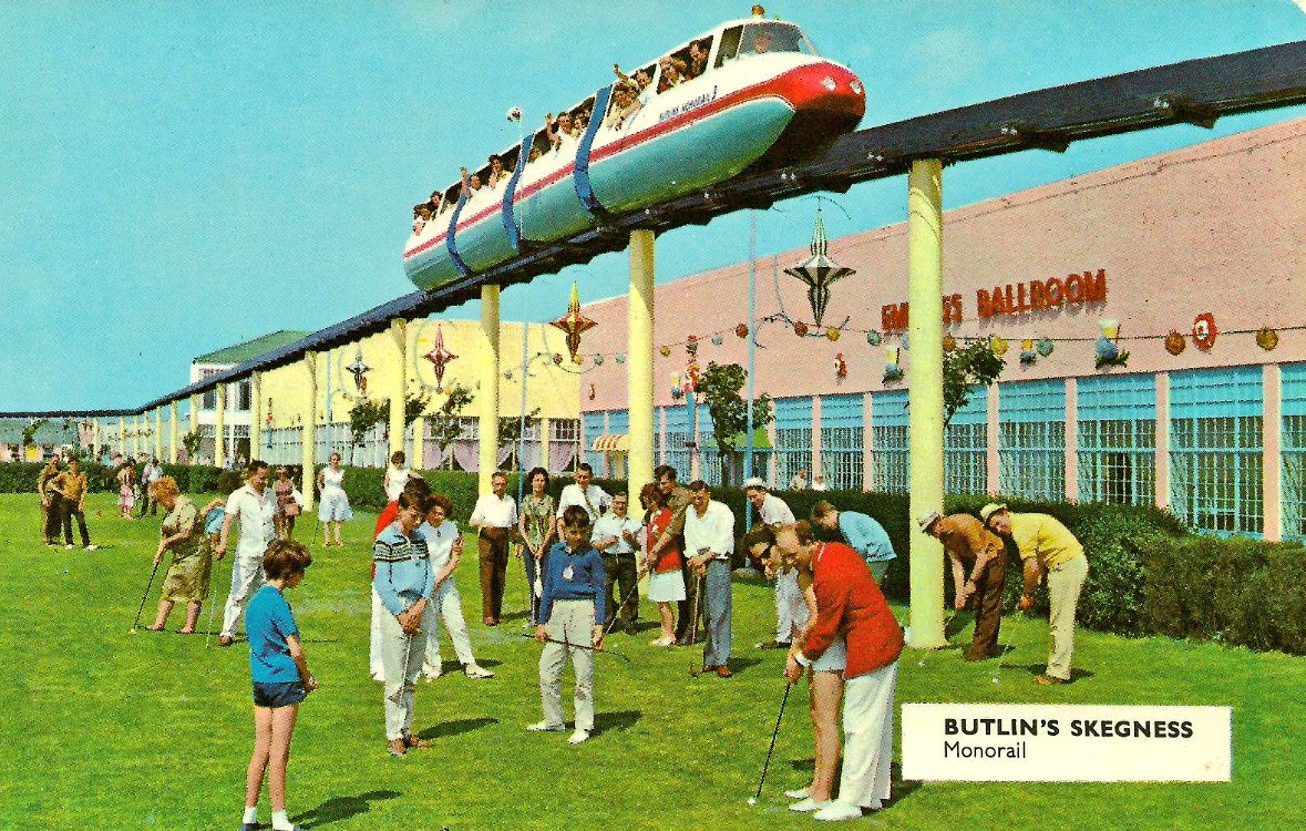 A different world: superb @johnhindeimages postcards from Butlin’s first holiday camp, Skegness - which opened #OTD 11 April 1936. It's had many attractions including monorail, roller skating rink, mini golf, ballroom, lots of bars and (of course) an Olympic-sized swimming pool.