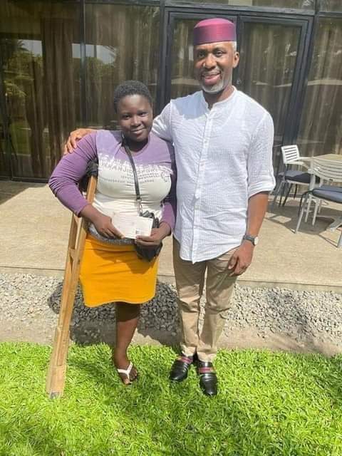 RT @JustSociety4all: Uche Nwosu gifts Mary N1 million to start up a business.
God bless him. https://t.co/fWJ9cLSYBR