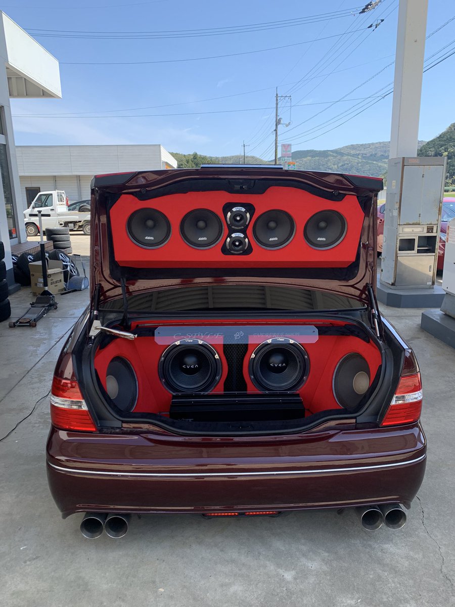 Lexus430VIP's tweet photo. とりあえず今年の仕様が
完全ではないですが
形になりました！

エアロ加工
ルーフ　ミラー同色
エンジンルーム塗装
エキマニ　触媒交換

ホイール
work VS

トランクオーディオ

今回の仕様変更に
協力してくれた方々本当にありがとうございました😊
これからもよろしくお願いします！ https://t.co/26CNfUNekQ