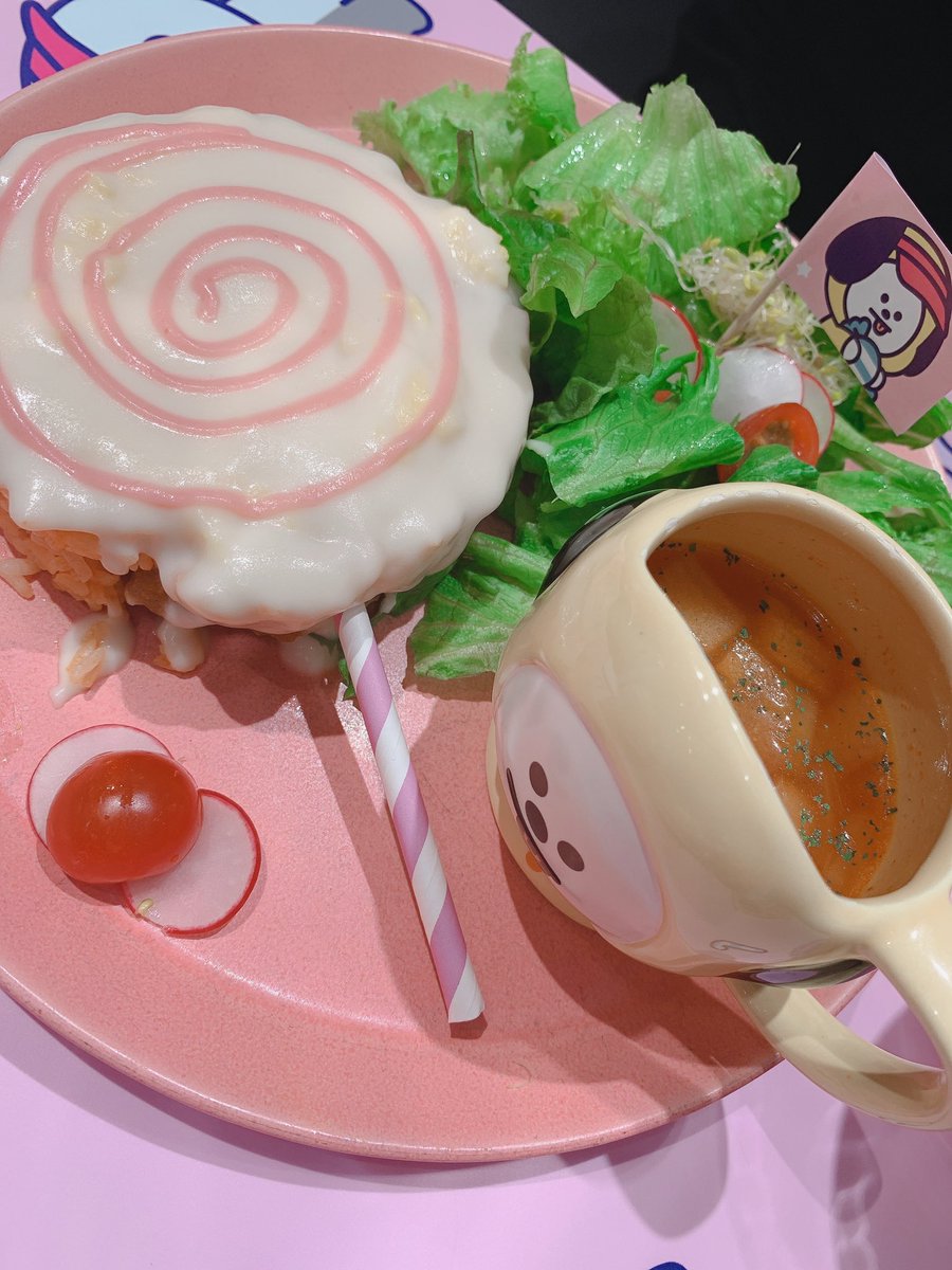 𝚐𝚞𝚖𝚒 私も二週間前に行ったよ 短い滞在だったけど 黒花堂のマカロン rjしか居なかったの みんな買えて良いね 可愛い 𝚐𝚞𝚖𝚒 私も二週間前に行ったよ 短い滞在だったけど 黒花堂のマカロン rjしか居なかったの みんな買えて良いね 可愛い
