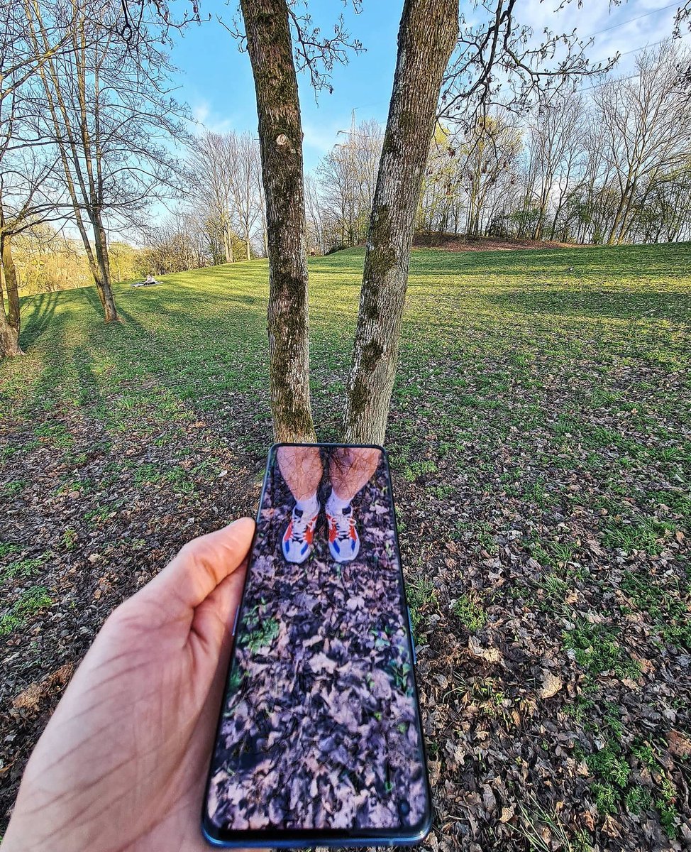 RuthKitsch's tweet image. Obriñas do artista portugués Hugo Suíssas.