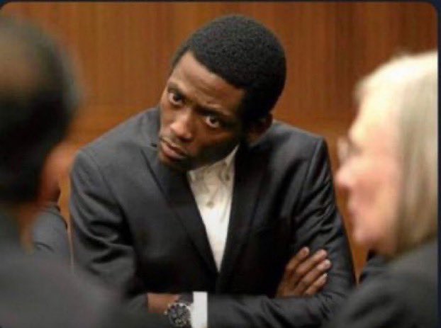 Man’s NOT Barry Roux tweet media