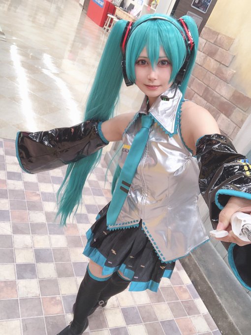 Twitterのコスプレ画像22