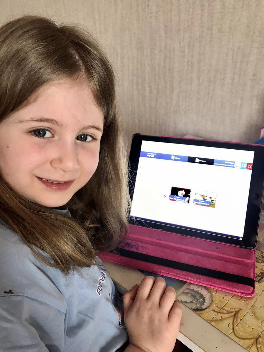 Yabancı dil ediniminde pratik yapmanının ve okumanın önemini öğrencilerimize aşılıyoruz. 
Bu kapsamda hafta sonları öğrencilerimizle İngilizce dijital kütüphanemiz olan myON’da interaktif kitapları okuyor, kelime öğrenimini keyifle pekiştiriyoruz. 📚

#UmakesUglobal 🌎