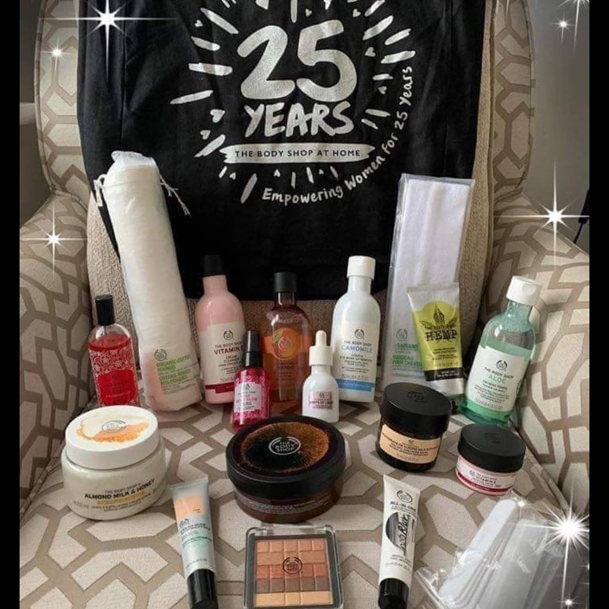 What do you get when you join? 
I get this loads!!! 
✔️A beauty kit worth £220
✔️FULL SIZE products
✔️Our iconic products
✔️A full beauty range
✔️FREE training throughout your whole journey
✔️1:1 upline support
✔️A streamlined back office 

#TBSAH