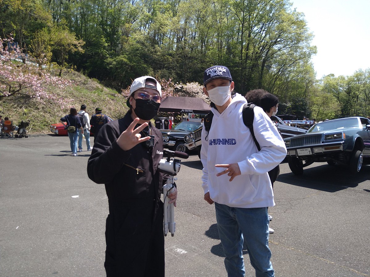 klowrider's tweet photo. 久しぶりにLOWRIDERのイベントに行ってきました!有名なdjCouzさんに久しぶりに会って嬉しかったです!#djCouz
#LOWRIDER
#相模湖プレジャーフォレスト https://t.co/ObZjQAXssm