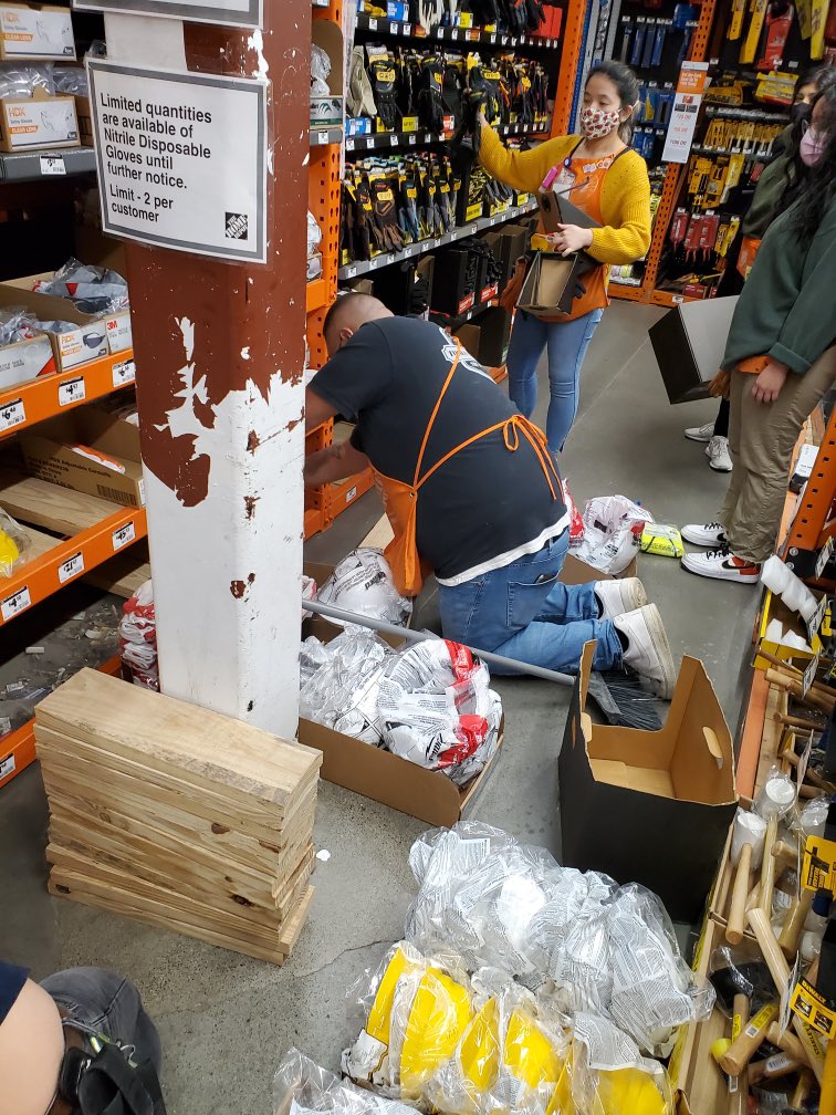 Meredith Waverly Edwards tweet media