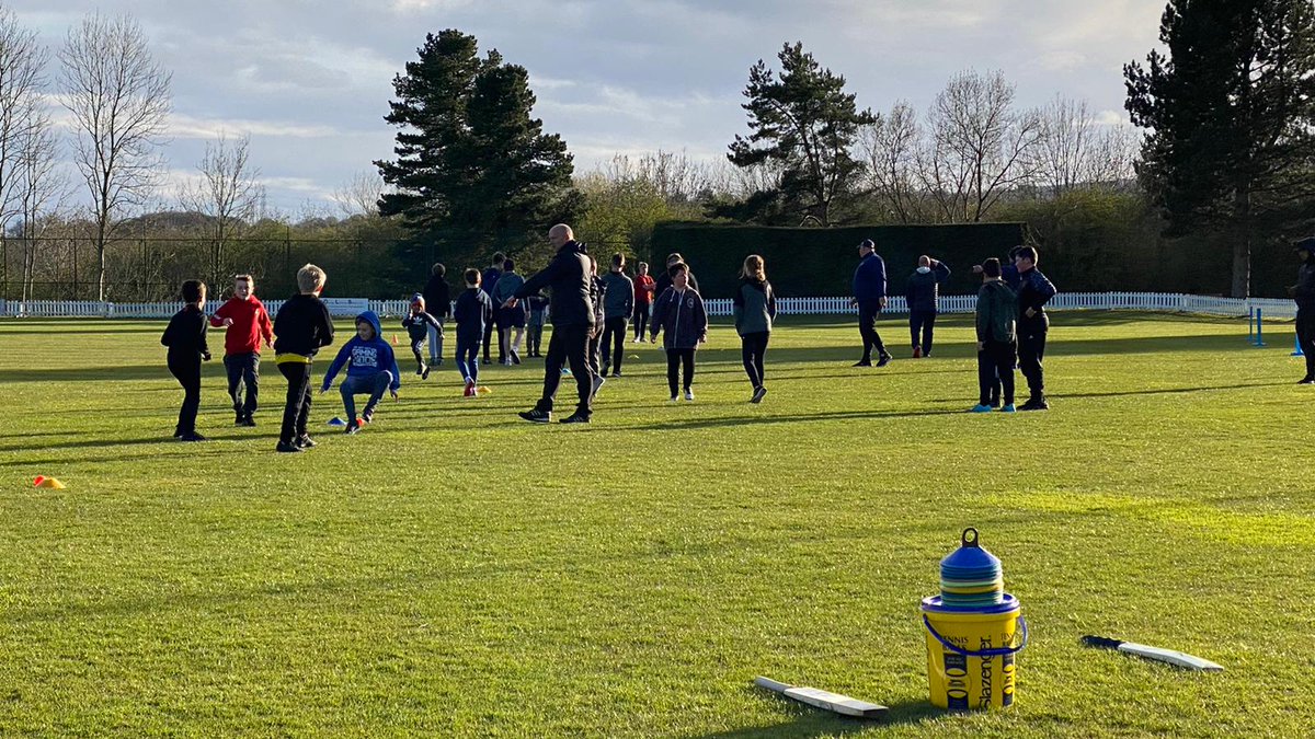 brymbo_cricket's tweet photo. CRICKET IS BACK! 🏏 

Our junior teams returned to training this week and had an absolutely fantastic turnout. For details of how to get involved with our junior teams, take a look at our website-

https://t.co/UuWdXny0rQ

#YCYC21 #PACTT @ActiveWrexham @CricketNWales @wrexhamcbc https://t.co/HJ1g7HdsCr