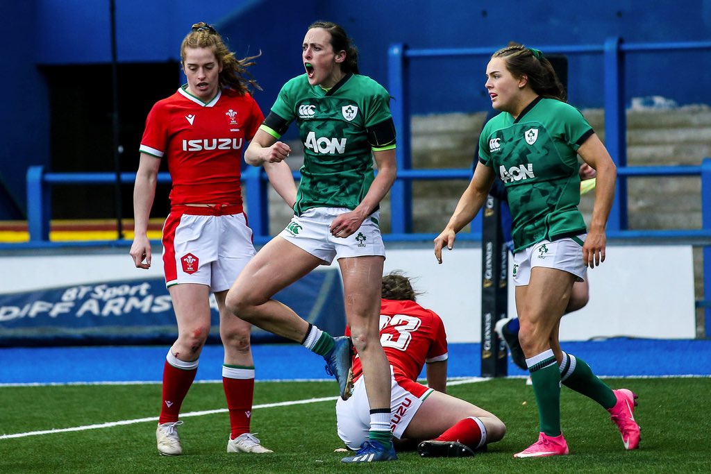 HannahTyrrell21's tweet image. Well yesterday was fun ☘️☘️💚💚

#sixnations #irishrugby #happyout