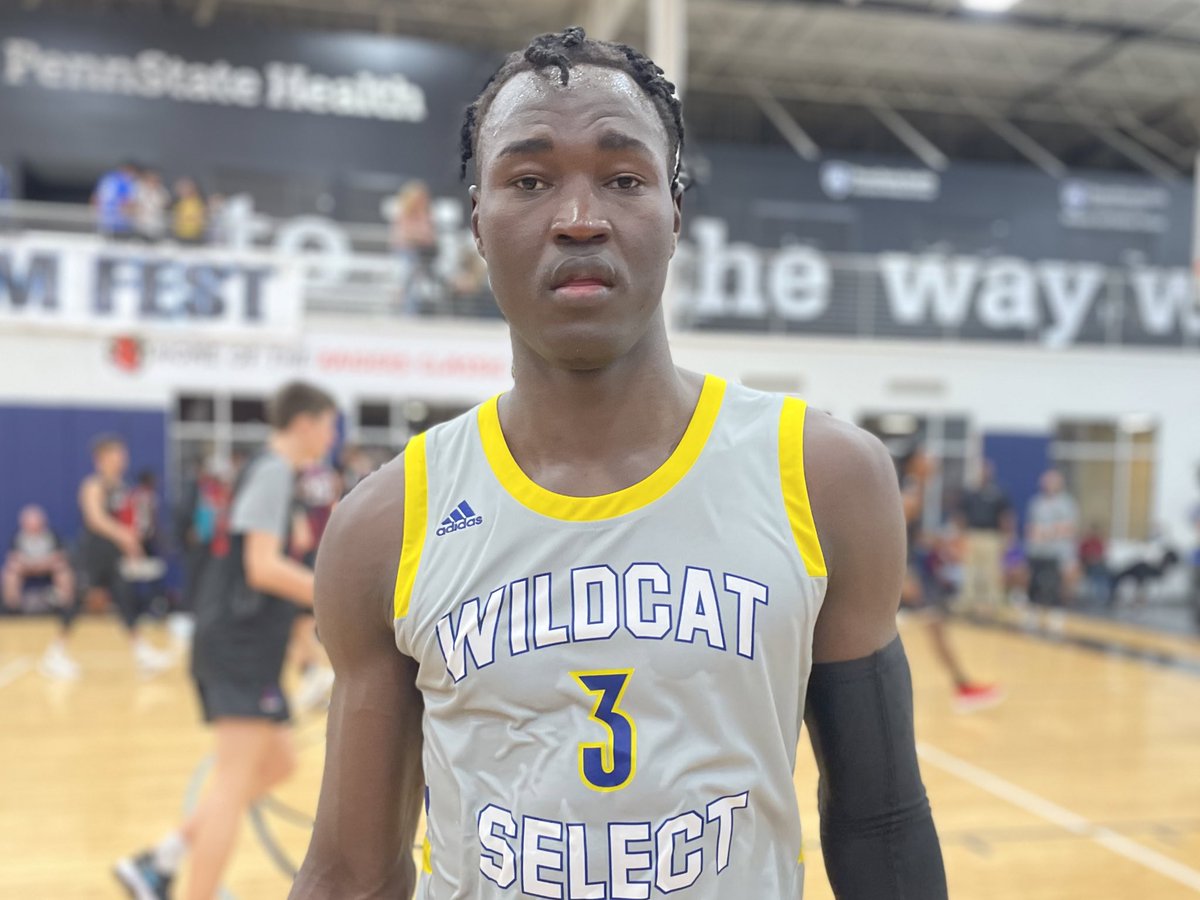 Some <a href="/TheHoopGroup/">Hoop Group</a> Spring Jam Fest Saturday standouts:

‘21 Marcus Burnett (PPA Broncos)
‘24 Daquan Davis (Team Thrill)
‘22 Khalil Farmer (Philly Pride)
‘22 Earle Greer (BW Elite)
‘22 Thomas Haugh (Philly Pride Gold)
📷’21 Jao Ituka (Team STAT)
📷’22 David Tubek (Wildcat Select)