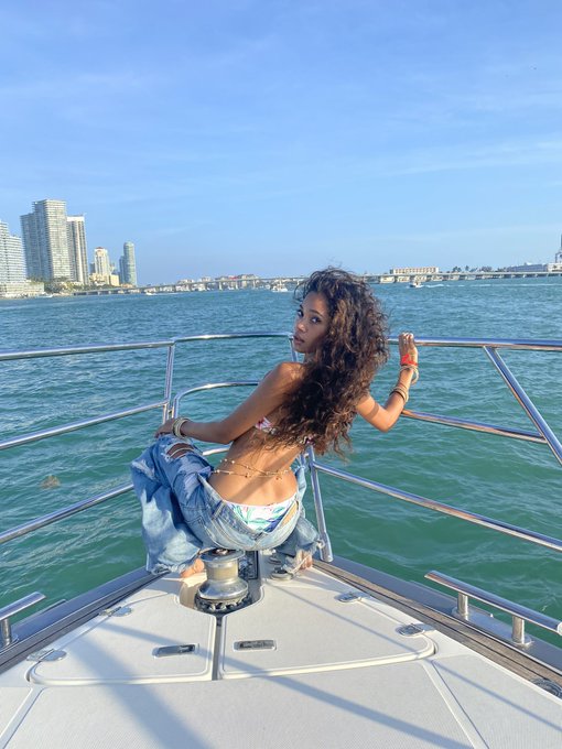 TT https://t.co/wpo1Au95Zi