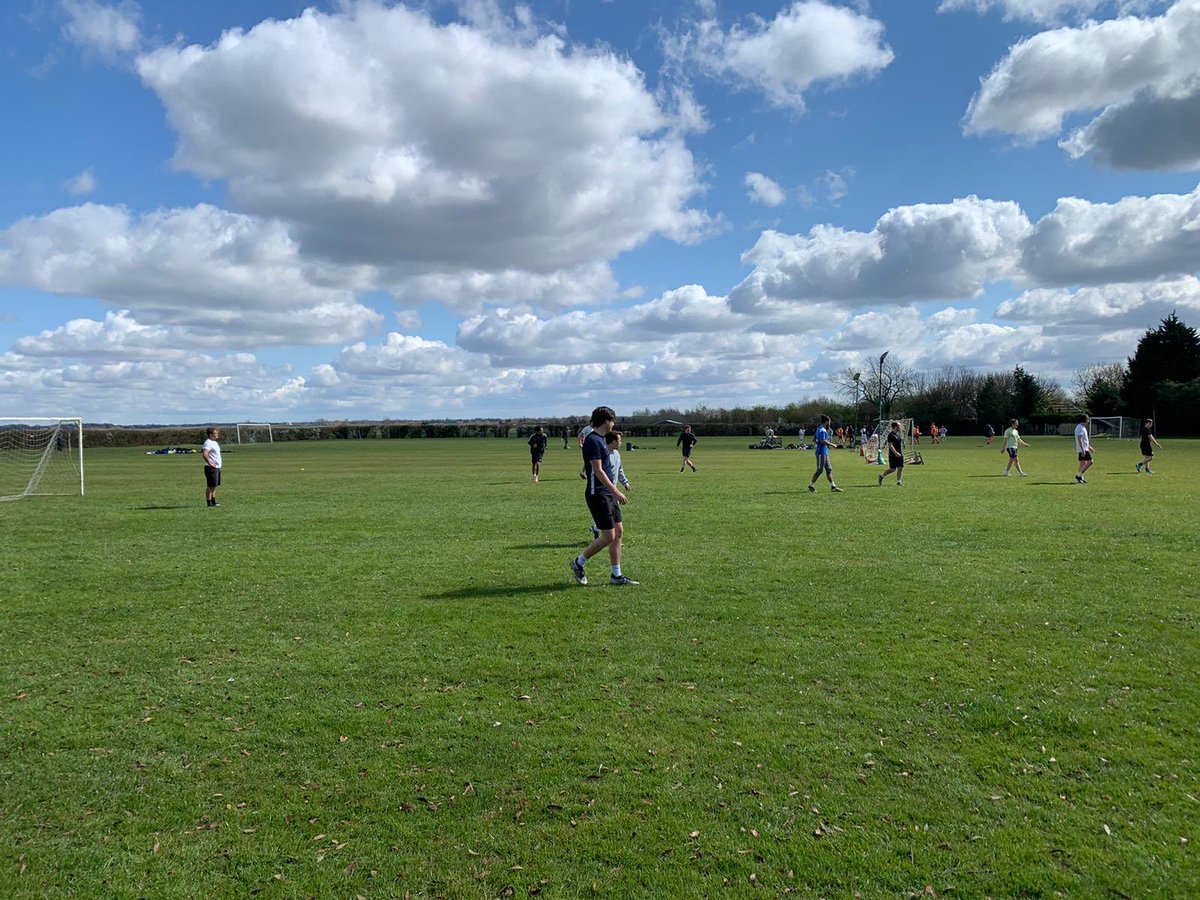 Good session this morning from the boys keeping ticking over looking forward to getting back to league action next week⚽️