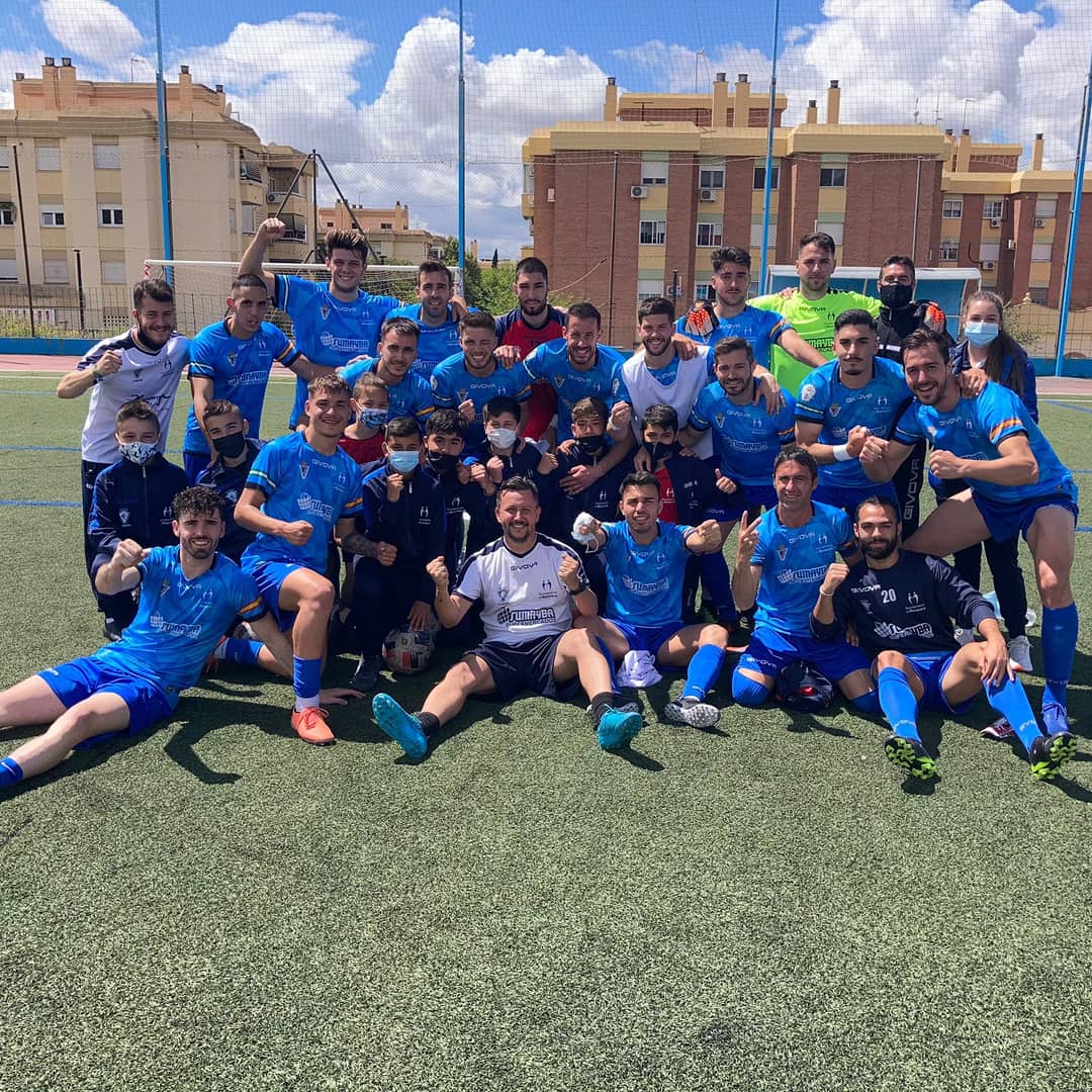 TERCERA| Importante victoria del primer equipo por 2 - 0 ante el CD Estepona. Primera jornada de la segunda fase por la permanencia en Tercera División 🔵⚪

⚽️ David López (73')
⚽️ Jay (89') 

#vamosmaracena
