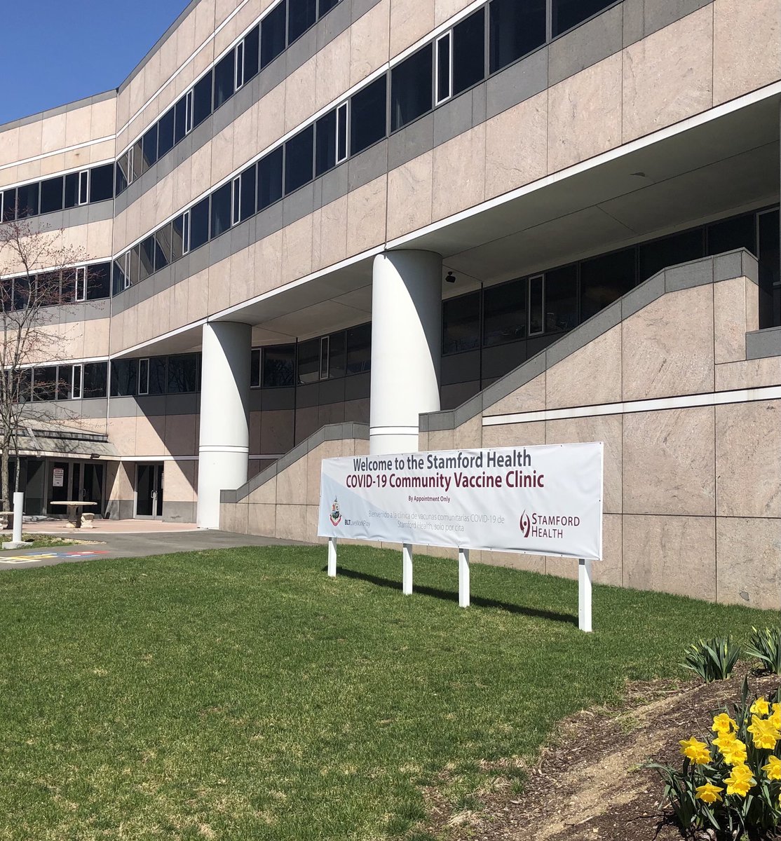 mbischoffpcf's tweet photo. Super happy to see the original Pitney Bowes HQ joining NYC’s Javits as a second ⁦@PeiCobbFreed⁩ landmark serving its community as a Covid center! #stamfordhealth #SiliconHarbor #BLT Keep up the good work @CityofStamford⁩. Good design equals good health! https://t.co/5OPvFDNuaI