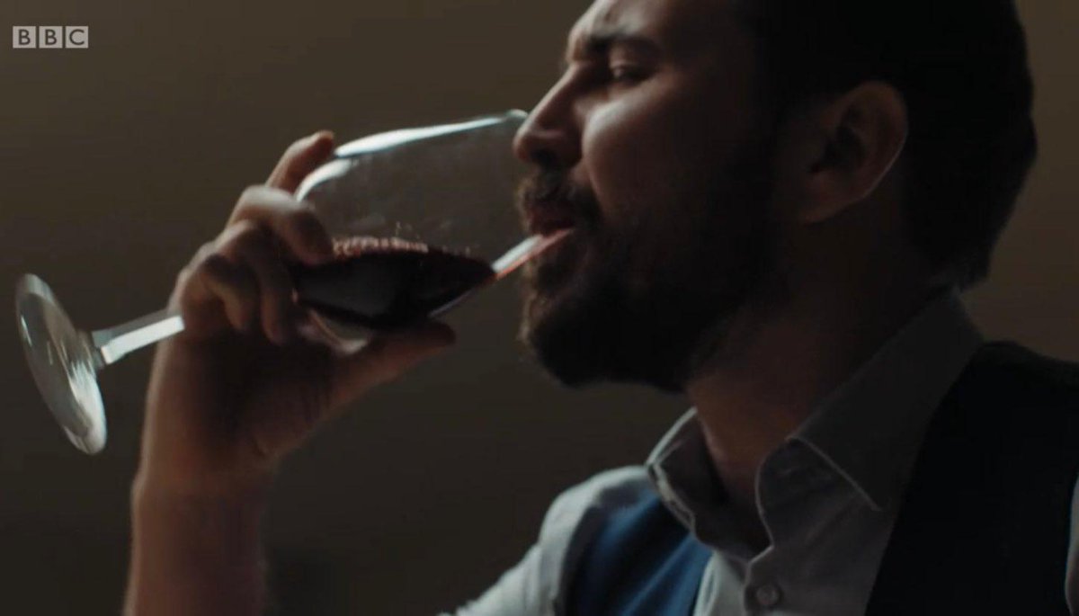 shrinepod's tweet image. RT if you feel sick with nerves! #LineOfDuty