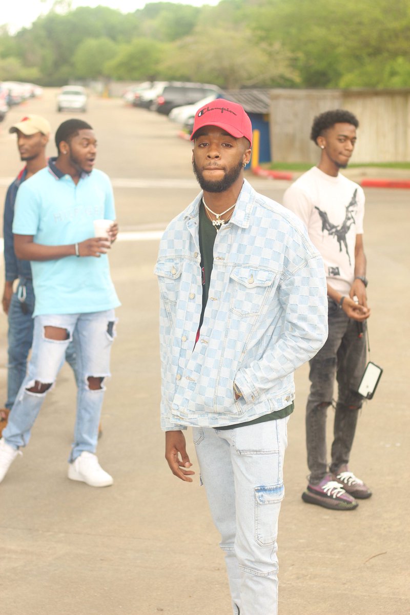 JJanky_'s tweet photo. Last Day Outside #PvSpringfest2k21 https://t.co/thkguLVEKD