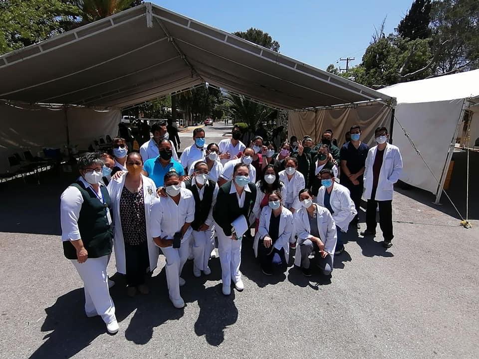 Agradecemos infinitamente la solidaridad, apoyo y compromiso brindado por los más de 400 #voluntarios que apoyaron en las jornadas de #vacunación de adultos mayores. Un aplauso para todos ellos 👏🏻👏🏻👏🏻👏🏻👏🏻 #ParticipaciónCiudadana #Saltillo #Coahuila