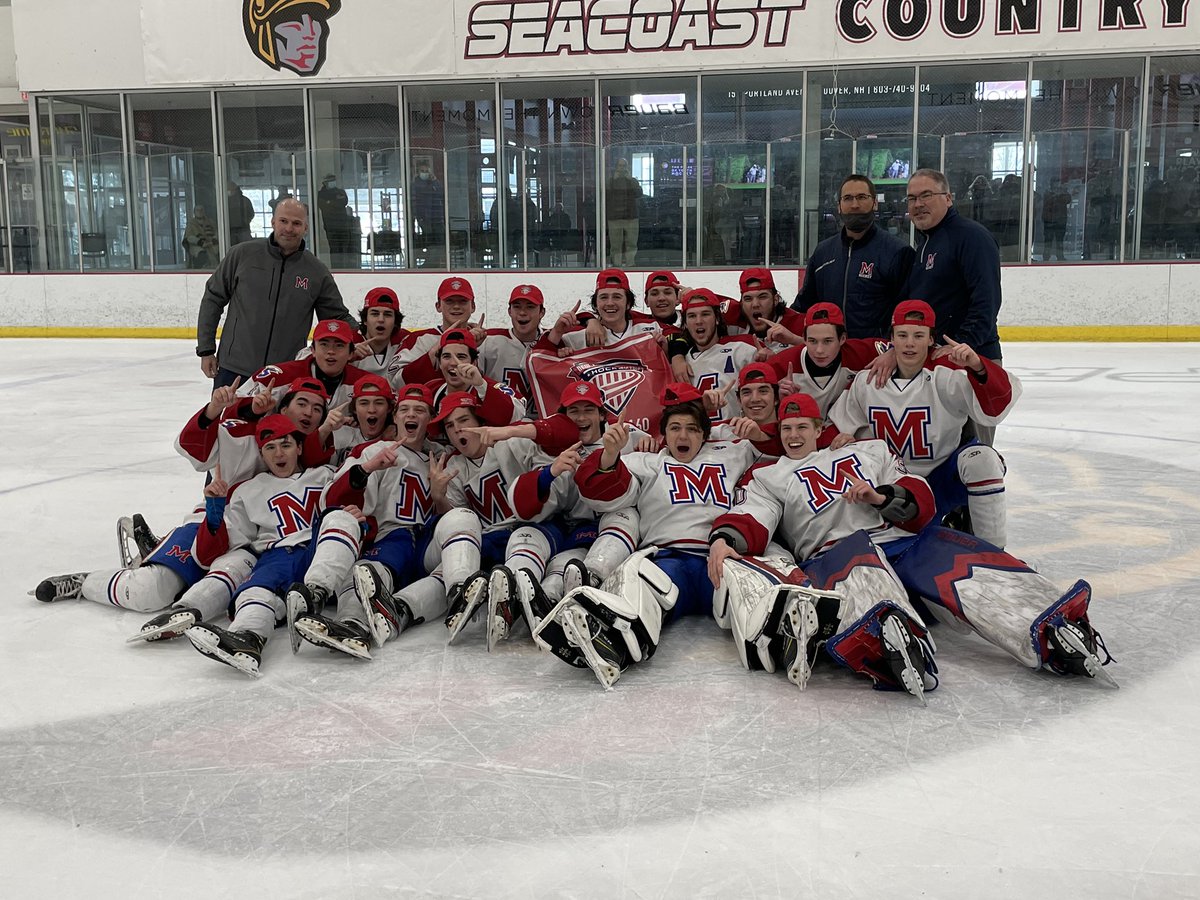 Champs!!!! 16s beat <a href="/SKSAHockey/">South Kent School Hockey</a> 6-2 in the NE Regional Final to punch its ticket to <a href="/usahockey/">USA Hockey</a> Nationals #MountUp