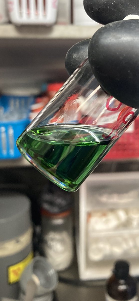 Jsperling91's tweet image. Solutions of uranocene sure are pretty #fblockrocks