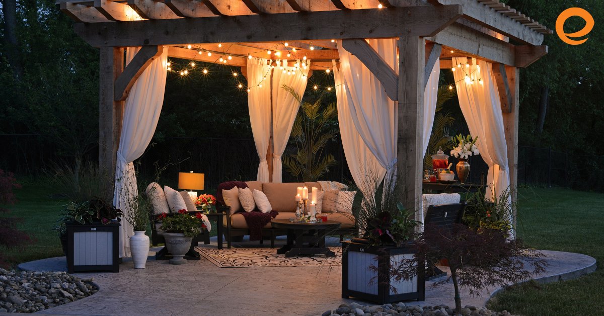 With spring in full swing, most of us will be spending a lot more time outside. If you’d like to create an amazing outdoor living space that allows you to enjoy the nice weather, we have four tips to help you get started.