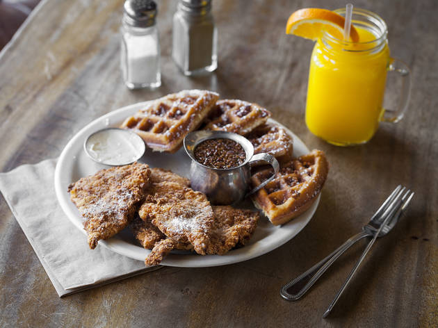 UrbanLALiving's tweet photo. If breakfast is the most important meal of the day, isn’t that reason enough to get serious about weekend brunch? #SundayFunday #WeLoveLA #Brunch #ButFirstBrunch https://t.co/Zy4hvPagDv https://t.co/eag9R4vgGj