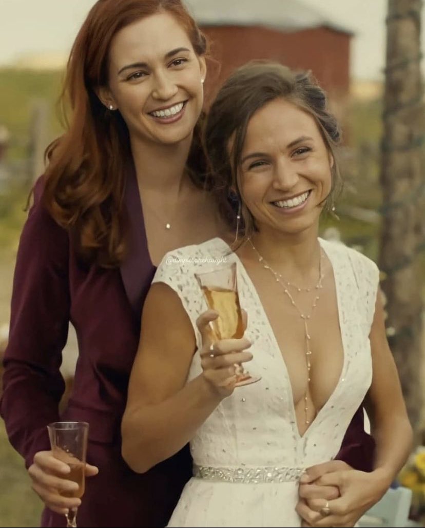 earper_ak's tweet photo. @FightForWyn #WynonnnaEarp #BringWynonnaHome https://t.co/V2L3WLqtHt