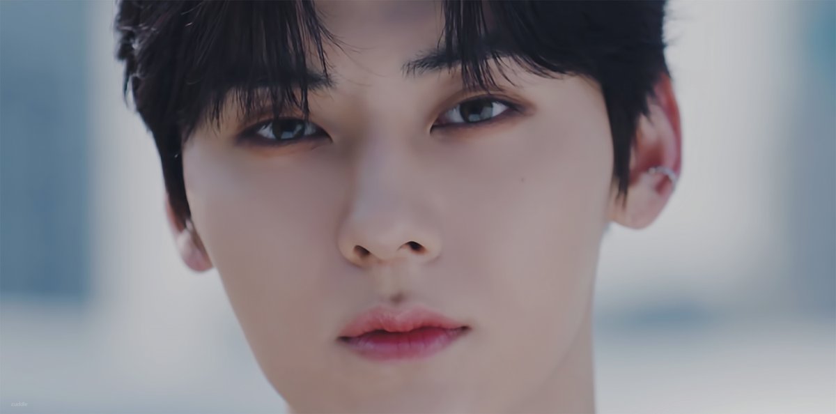 cuddle_89's tweet image. NU'EST The 2nd Album 'Romanticize' Trailer

CAP🤍

#민현 #황민현 #NUEST #뉴이스트