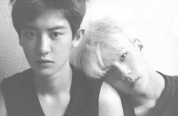 27xCHANYEOL's tweet photo. Happiest Birthday Sehunie! 💕

#28thSpringWithSEHUN
#세훈이의_28번째_봄바람 
#CHANYEOL #찬열 https://t.co/ZN0qArZIRG