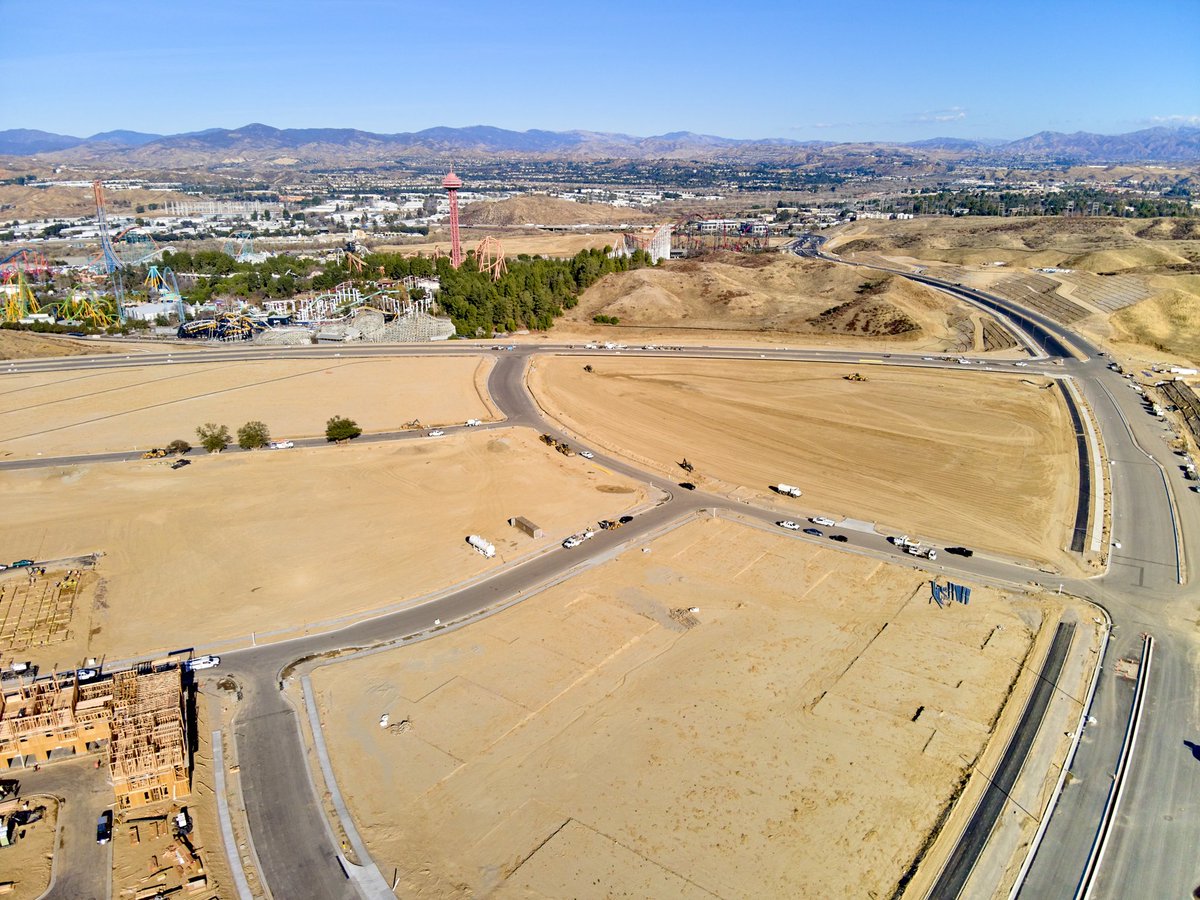 ValenciaSoCal's tweet image. Home happens here. bit.ly/3frpEfs #Valencia #FivePoint #home #realestate #investment #dreamhome #property #instahome #interiordesign #santaclaritahomes #valenciahomes #homesearch #newhomesforsale #newhomeshopping #newhomes #socal