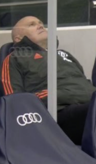 sportbible's tweet photo. Mike Phelan is every Manchester United fan https://t.co/wH48hi8XAh