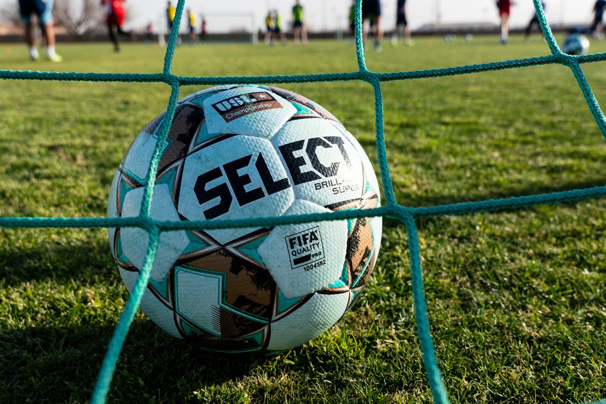eplocomotivefc's tweet photo. The scene is set for #preason season match 6๏ธโฃ
Tune into our Twitter or Facebook Live at 11:00 AM when the Locos kickoff against @SwitchbacksFC
#VamosLocos https://t.co/rxAdaueFuR