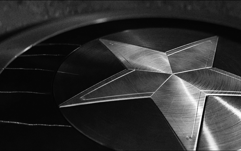 bestsofstucky's tweet image. thinking about how steve gave up on his everything he stood for twice just for bucky