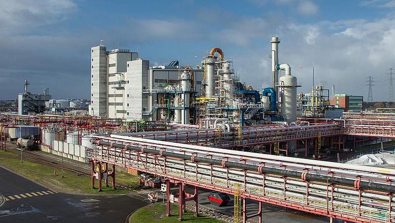 50 Corona-Neuinfektionen binnen drei Tagen: #Dithmarschen wieder über der 50er-Inzidenzschwelle - Mehrere Fälle bei #Covestro in Brunsbüttel: boyens-medien.de/artikel/lokale…