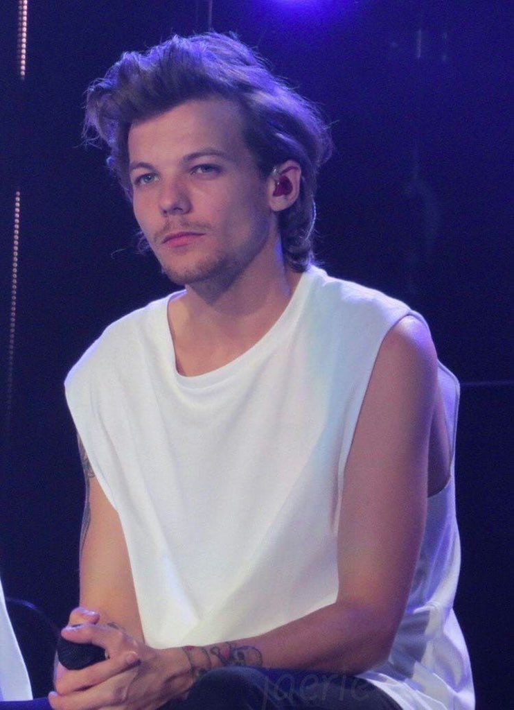 open this thread if louis tomlinson is your comfort person (safe/srs) * 　 · . 　 　✺  　 ✧　. 　✵ * 　　* 　 · . 　✵ * 　 ✫ * 　 . 　　·     ⊹ 　 ✺  . 　 ✧　　 ✦  ✫ 　 .  ✫ * .   · 　 ⊹ 　 ✺ .  ✧　.　 ✦  ✫