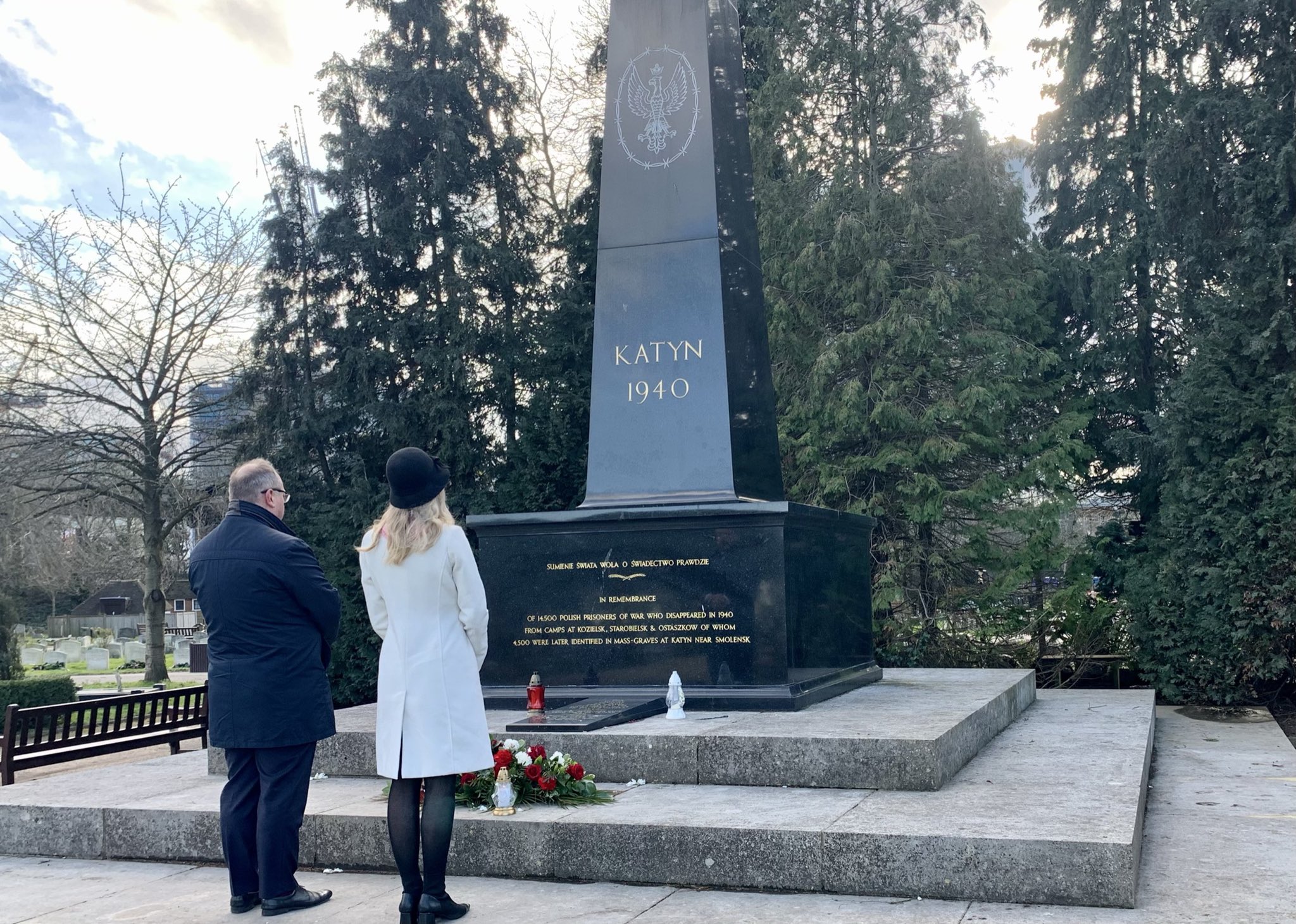 Agata Supińska on Twitter: &quot;“The conscience of the world cries out for a testimony of truth,” says the inscription on the Katyn monument at the Gunnersbury Cemetery in London, the very first