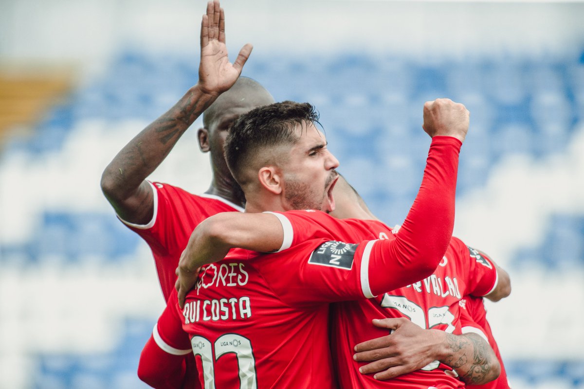 ligaportugal's tweet photo. 🖐 Mão cheia de golos para os açorianos num duelo ⚔️ insular 🏝️
Santa Clara 5-1 CD Nacional
Crónica da partida 👉 https://t.co/T4Sy1vcAqg
📸 LUSA
#LigaPortugal #criatalento #createstalent #futebolcomtalento #CDSCCDN https://t.co/ow61IiNoHH