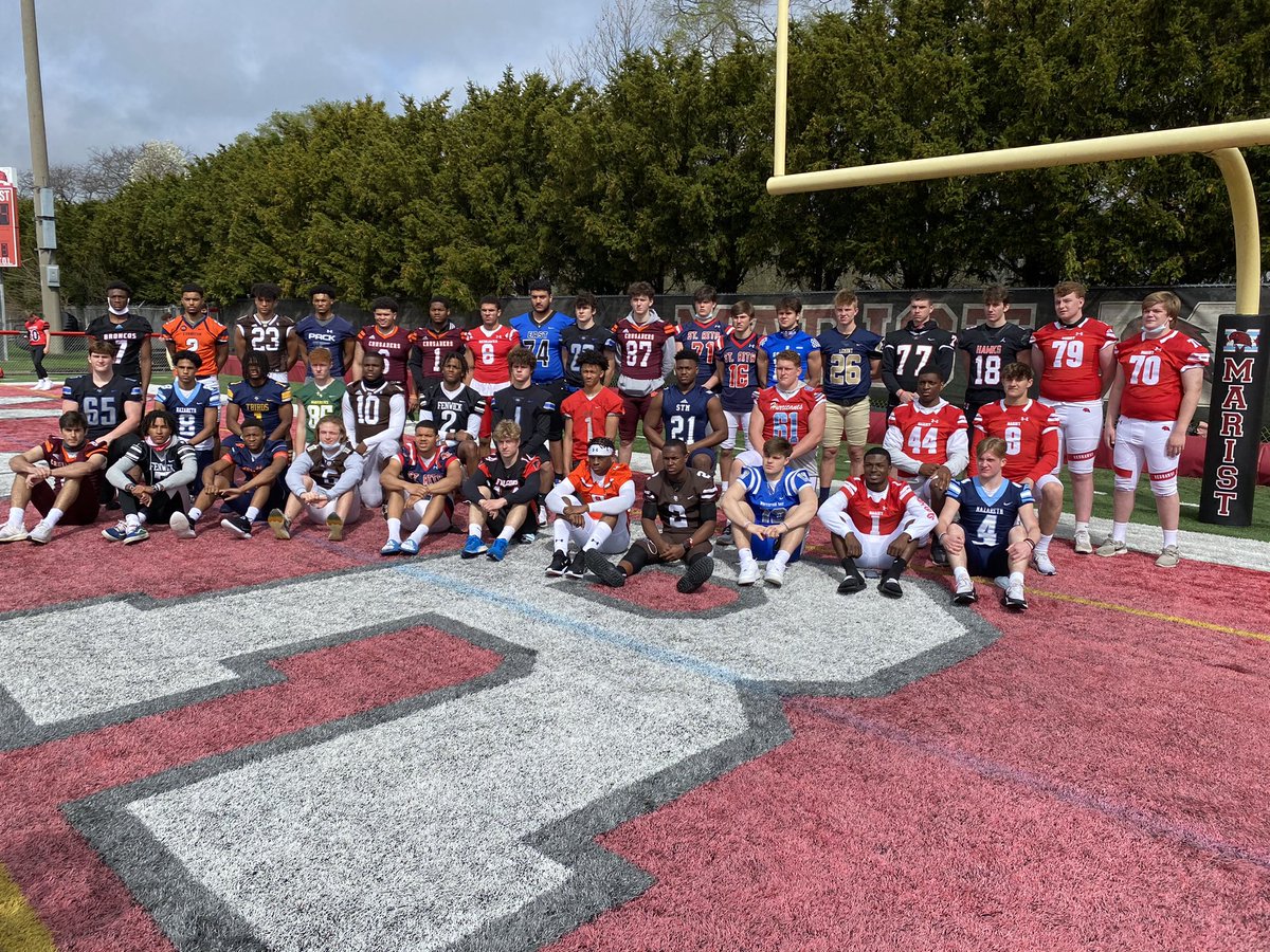 lemminginsider's tweet photo. Met with Illinois’ finest for the class of 2022 at the Tom Lemming photoshoot today. https://t.co/hpj3qvyPWB