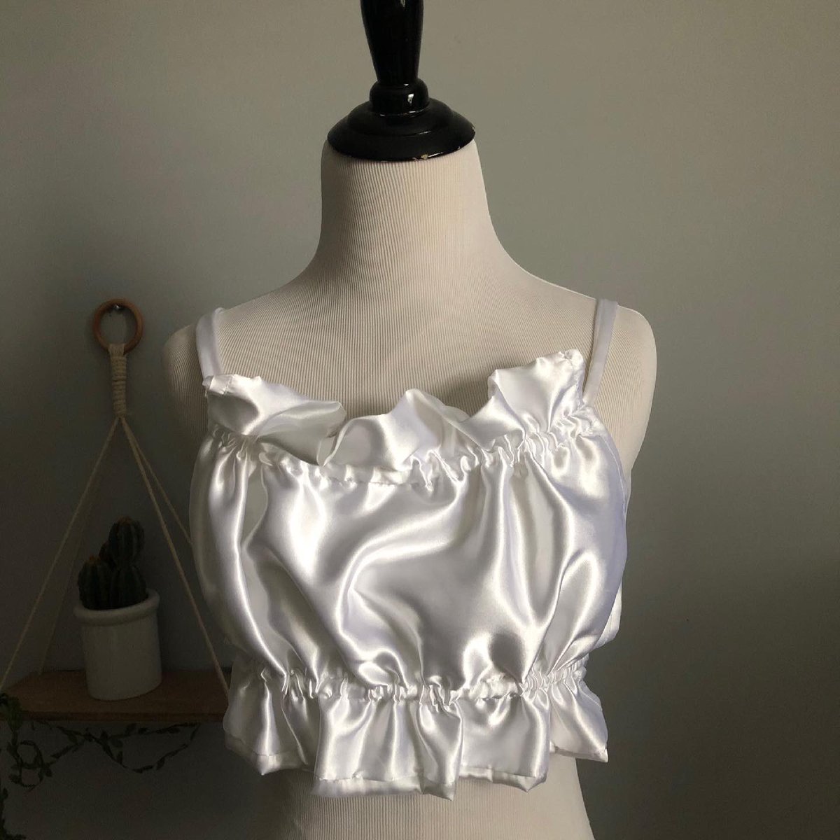 BataviaNAHS's tweet photo. Our next artist of the week is Reagan Fanning! Reagan is an artist who enjoys fashion design! https://t.co/4liNJPAJQz
